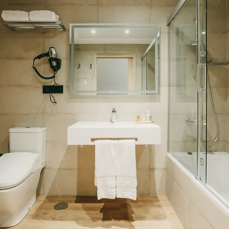 El Mirador Hotel 4*
