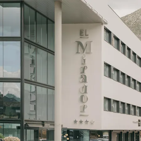 El Mirador Hotel 4*