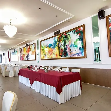 El Mirador 4*